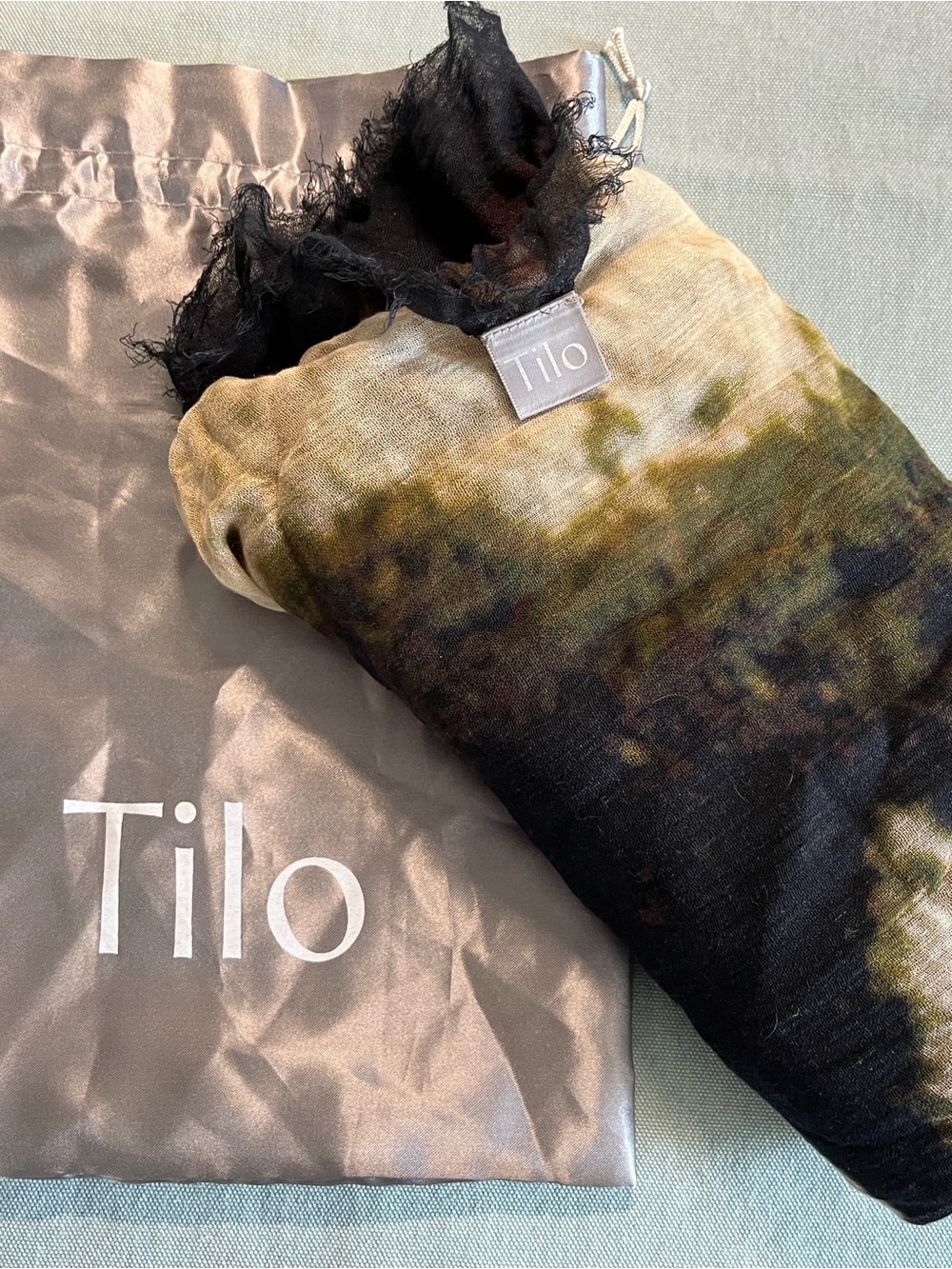 Tilo Lightweight Fringe Scarf in Black and Olive cashmere and modal